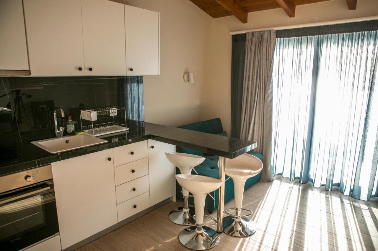 Hotel Alexander Mýtikas Eksteriør billede