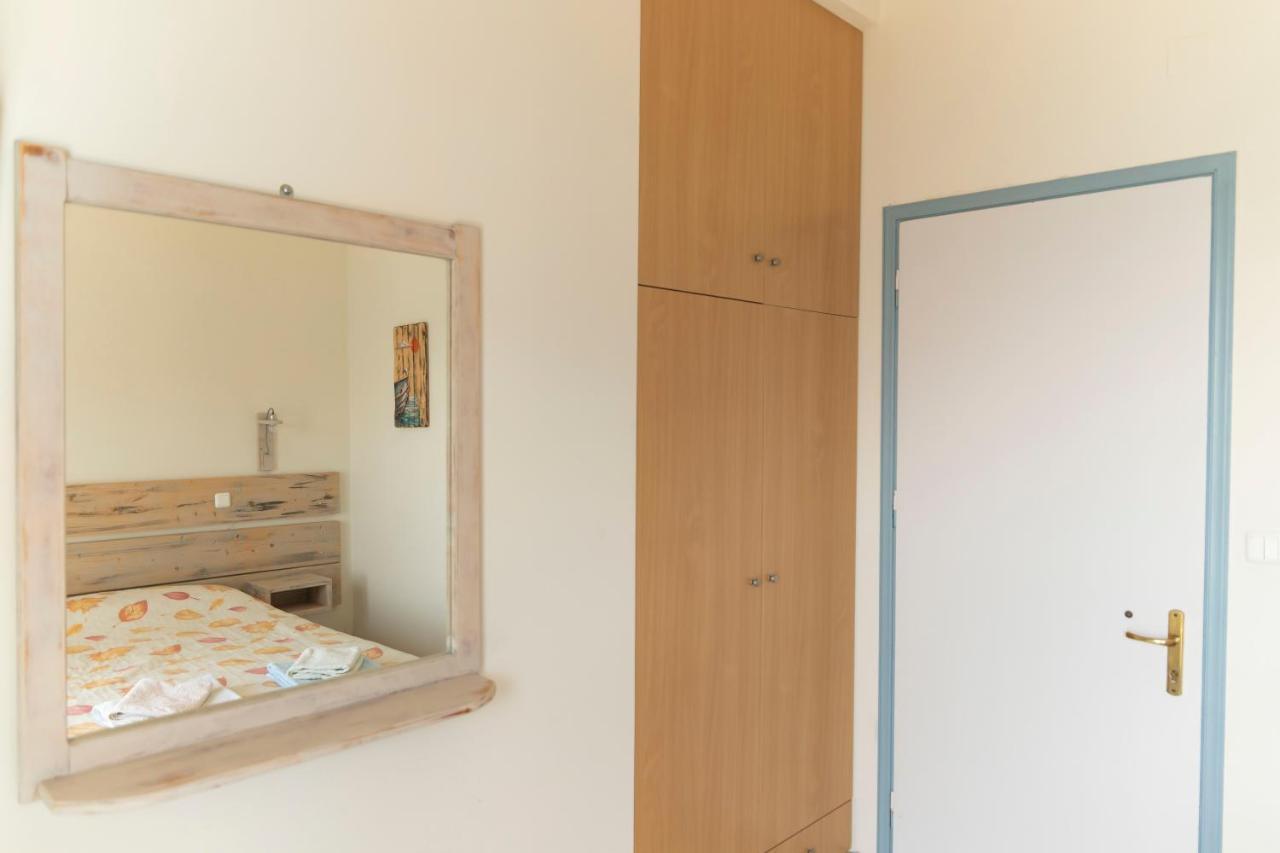Hotel Alexander Mýtikas Eksteriør billede
